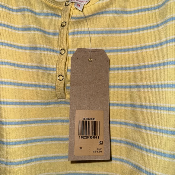 Levi’s Tank Top Yellow with Blue Stripes Women’s Size XL - Picture 2 of 3